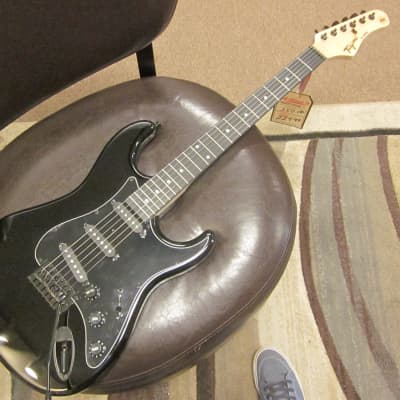 Tagima TW 500 mono black Strat style guitar image 1