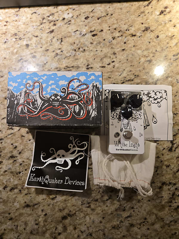 ギター Earth Quaker Devices White Light earthquaker-devices-white-