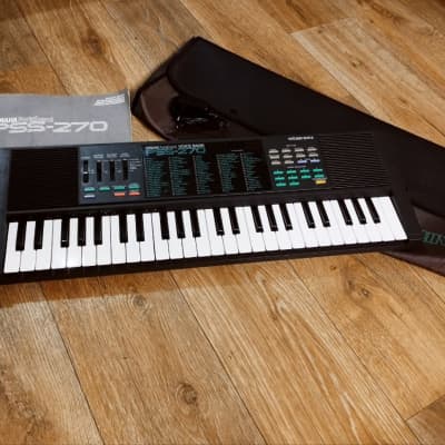 Yamaha PSS-270 Synthesizer