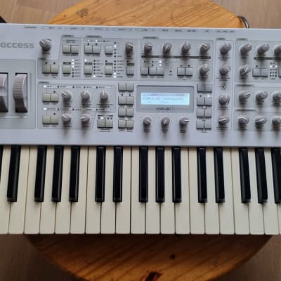Access Virus TI2 Polar 37-Key Digital Synthesizer 2010s - Aged Polar White