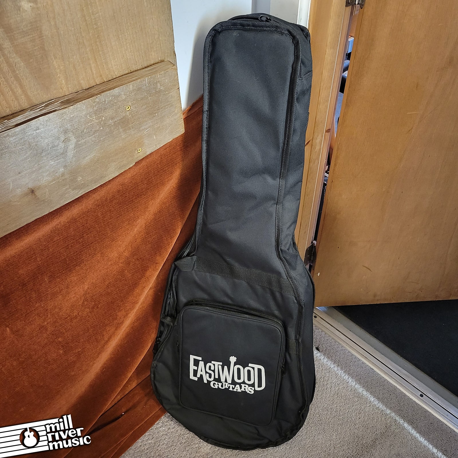 Eastwood Univox UC3 Electric Guitar w/ Gig Bag Used