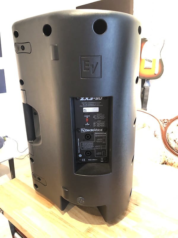 Electro-Voice ZX3-90 12” 600W Passive PA Speakers Bought new in 