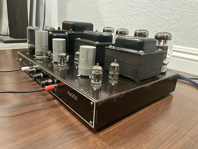 【中古】 70’s Karaoke Sansui SM-235/Q3535 First Tube Amplifier Circa 1958 | Reverb