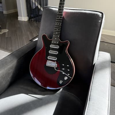 Brian May BMG + FACTORY BAG & Tremolo Bar Red Special Signature Guitar image 3