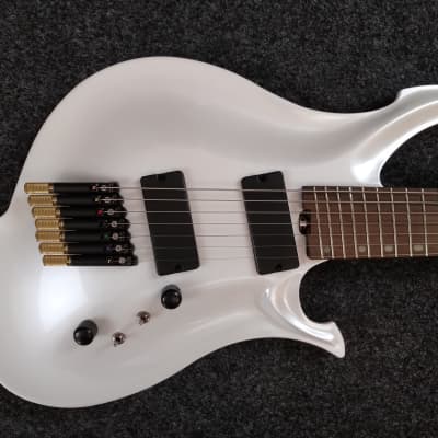 KOLOSS X7 headless Aluminum body 7 string electric guitar white image 3