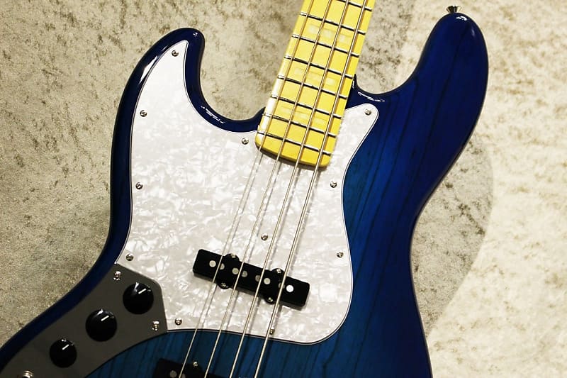 肌触りがいい Fujigen(FGN) Neo Classic Series NJB10MBAHL SeeThru Blue | Reverb ギター