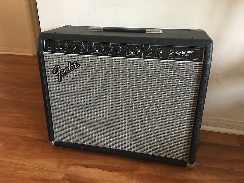 Fender Performer 1000 Amplifier image 1