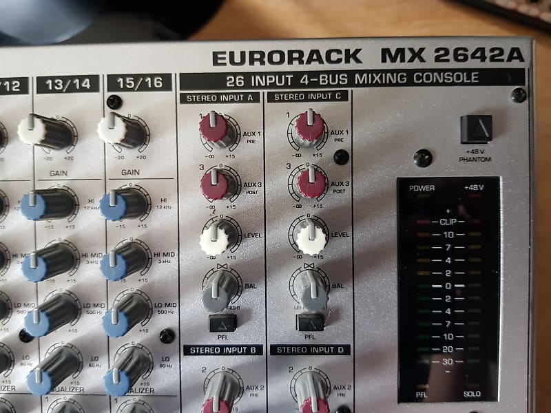 Behringer Eurorack MX2642A 26-Input 4-Bus Mixer 2000s Silver