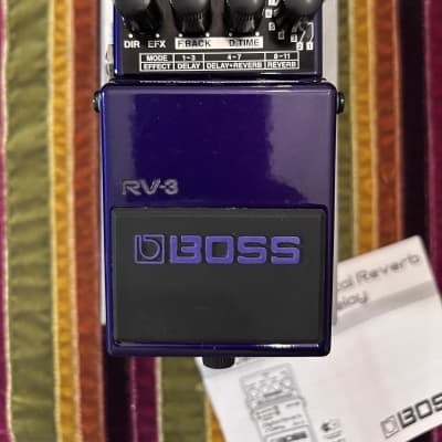 BOSS - RV-3 | Digital Reverb/Delay