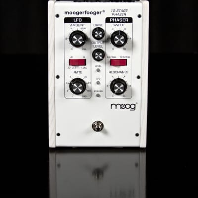 Moog Limited Edition MF-103 12 Stage Phaser