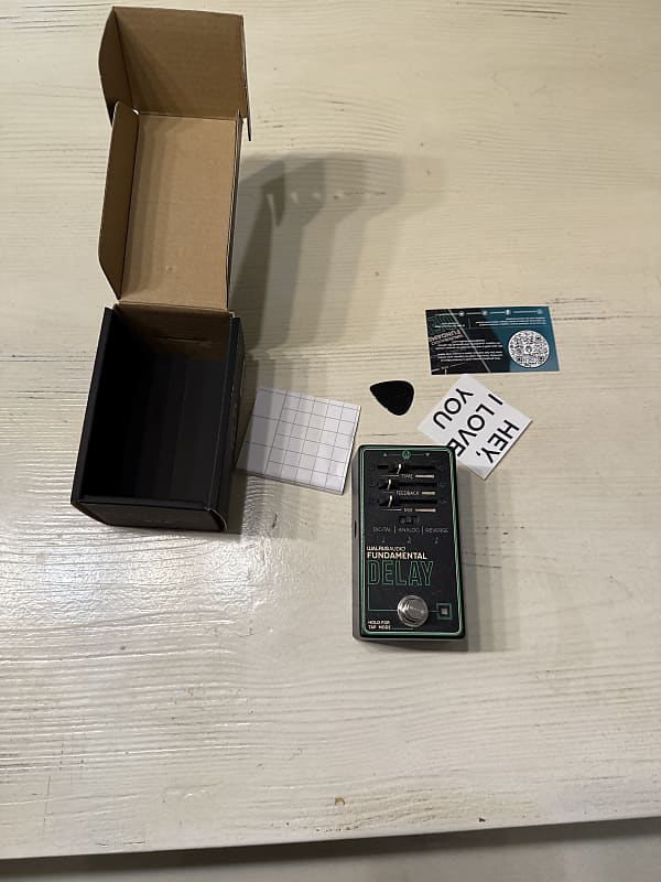 Walrus Audio Fundamental Delay