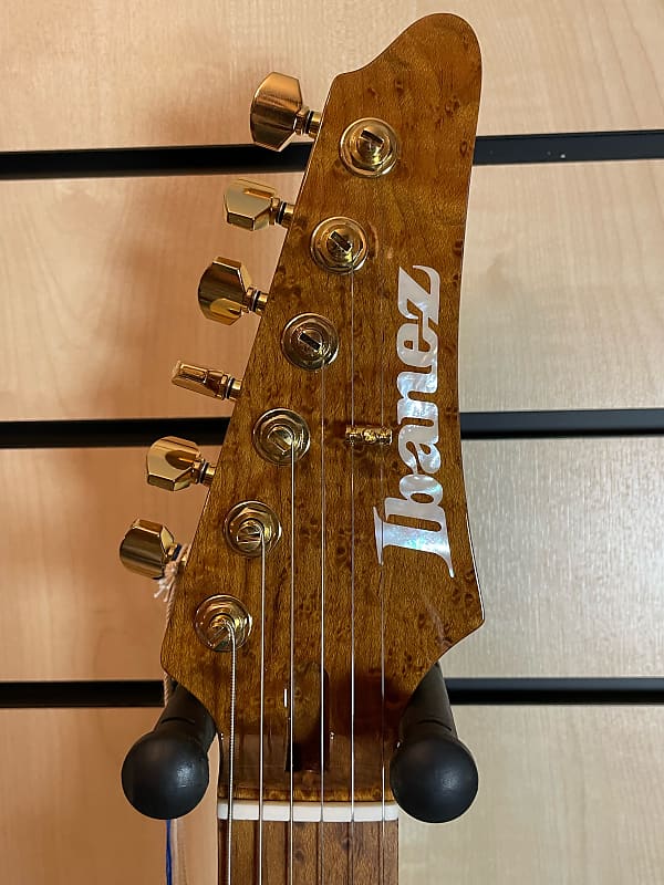 Ibanez LB1-WH White Lari Basilio Signature Electric Guitar Ibanez LB1-WH White Lari Basilio Signature Electric Guitar