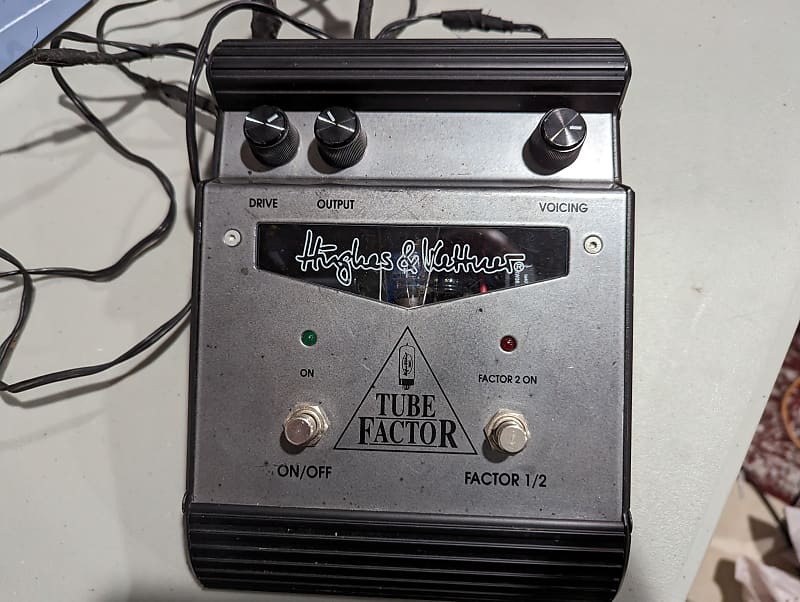 Hughes & Kettner Tube Factor 2000s - Silver