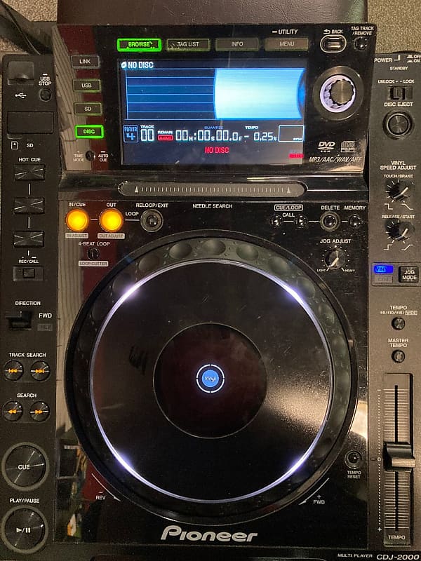 Pioneer CDJ-2000 DJ Media Player (Carle Place