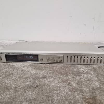 Technics ST-8600 ＡＭ／ＦＭ Stereo Tuner FM/AM Stereo Tuner ST-8600 Radio Technics brand, build 1976