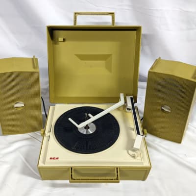 RCA VPN34N 1960's Yellow Portable Record Player w/ Original Speakers - For Parts or Repair image 7