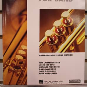 Hal Leonard Essential Elements for Band - Bb Trumpet Book 1 with EEi