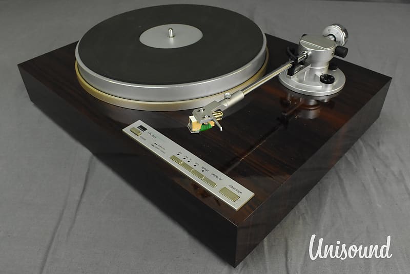 Sansui XR-Q5 Fully Automatic Turntable in Very Good Condition
