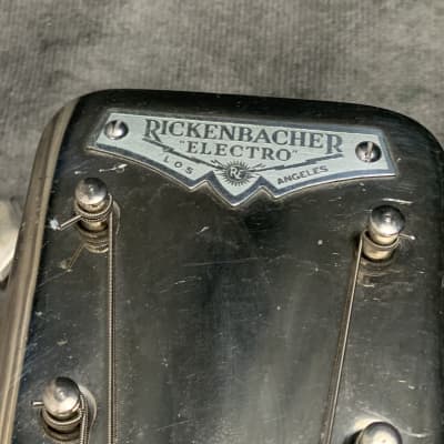 Rickenbacker Silver Hawaiian Lap Steel 1937 to 1943 - Chrome image 11