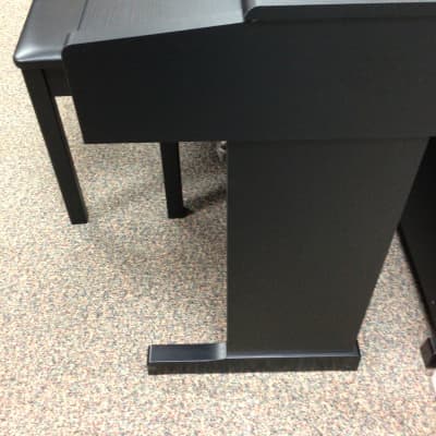 Yamaha YDP-143 Arius 88-Key Digital Piano | Reverb Canada