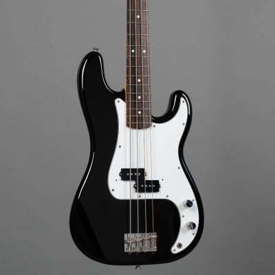 FENDER STANDARD PRECISION BASS JR. (MEX. MODELS NO. 013-4000
