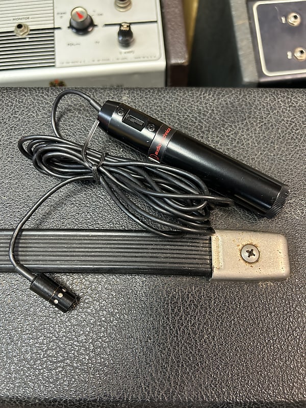 AudioTechnica Pro 7 Miniature Electret Condenser Microphone Reverb