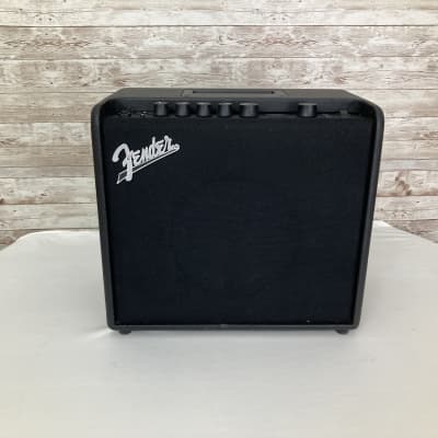 Fender Mustang LT25 25-Watt 1x8