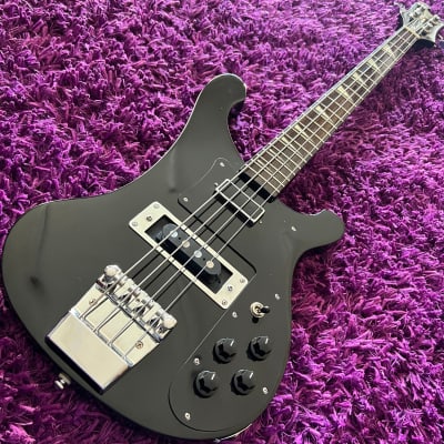 Monogram エレキベース/MR-900（たぶん）リッケンバッカータイプ Monogram Bass MR900 - Guitar Shop Barcelona