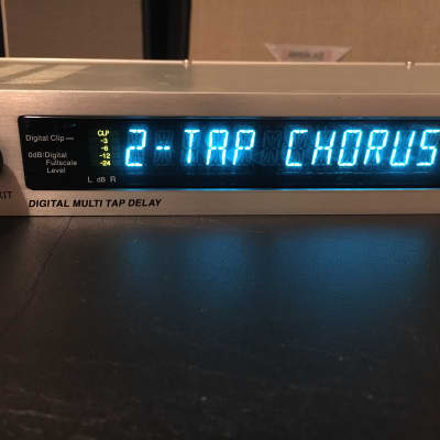 希少 ☆ KORG DL8000 R デジタルマルチタップディレイ 1998-01-korgdl8000-1-Kygf.