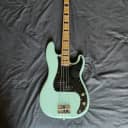 Squier Classic Vibe '70s Precision Bass 2020 - Present Surf Green