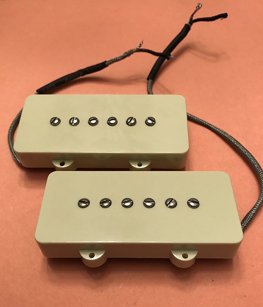 Squier j mascis jazzmaster pickups hot sale