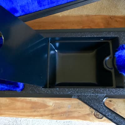 Gibson Chainsaw Guitar Case Late 70’s-80’s Les Paul SG Plush Blue Interior  1980’s Black image 11