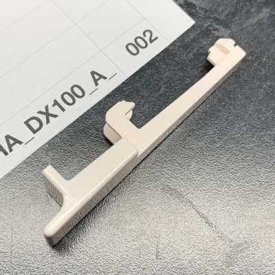 Immagine ORIGINAL Yamaha Replacement A Key (Yamaha NB824200 Keybed Assembly) (CB040440) for DX100, CS01 - 5