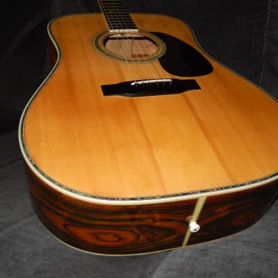 MADE IN 1977 BY KASUGA GAKKI - K.COUNTRY D400 - GREAT MARTIN D45