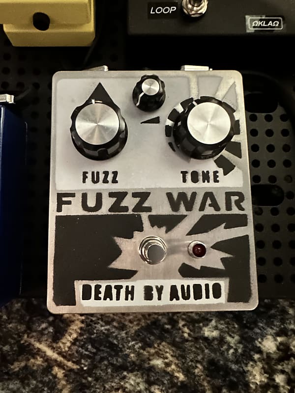 Death By Audio Fuzz War