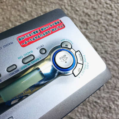 Sony WM-FX888 Walkman Cassette Player, NEAR MINT SILVER Sony WM-FX888 Walkman Cassette Player, NEAR MINT SILVER