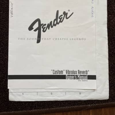 Fender custom vibrolux store reverb 40w details