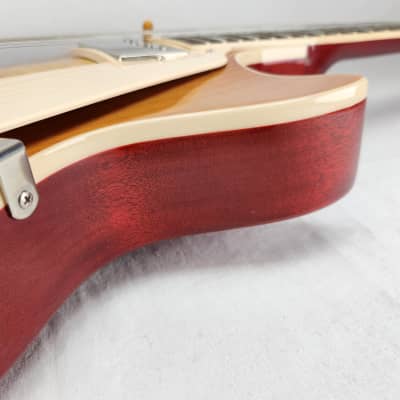 2022 Gibson Les Paul Standard '60s Electric Guitar - Unburst image 14
