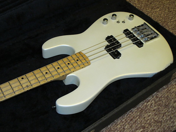 Bc rich shop gunslinger bass
