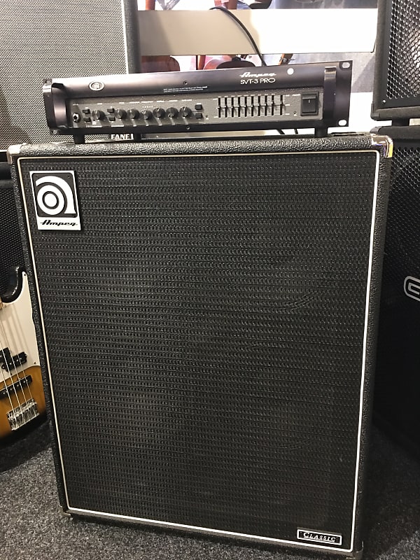 Ampeg SVT-3 PRO and Classic 410HLF Cab