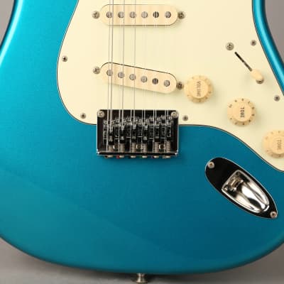 Fender Japan Stratocaster XII - CIJ - 2004 - Lake Placid Blue w/HSC image 5