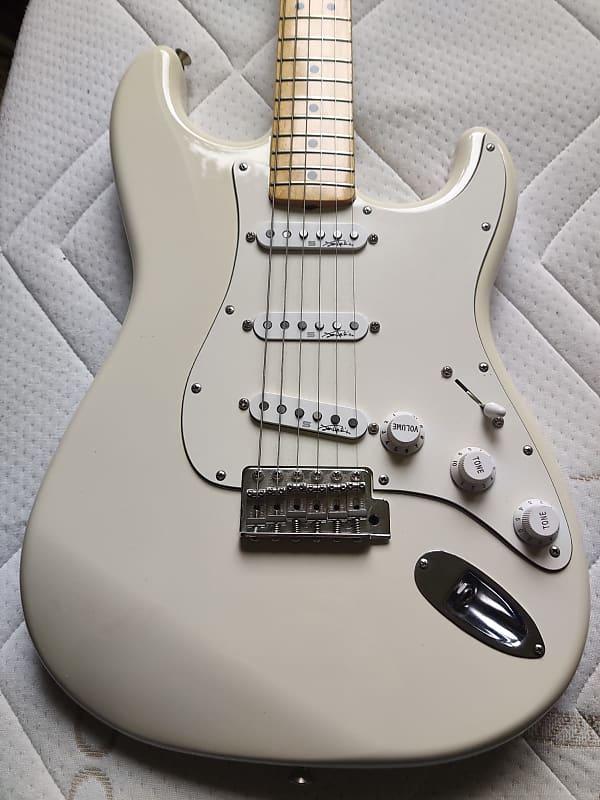 超爆安 American Fender - Fender STRATOCASTER Duncan リア エレキ