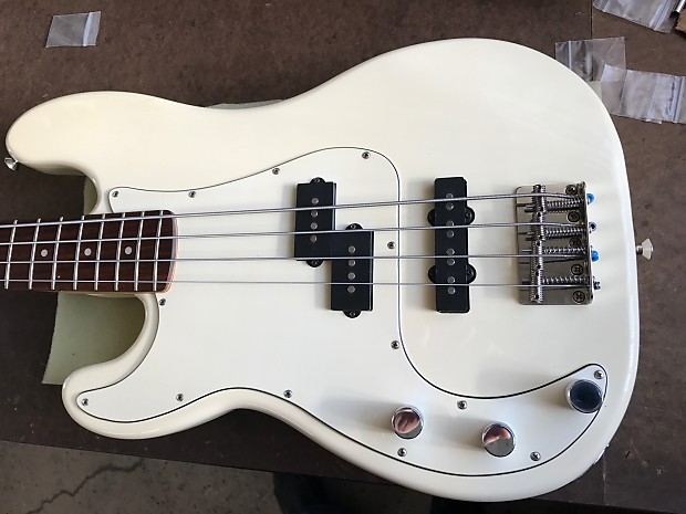 Left handed squier discount p bass