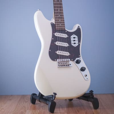 Squier Paranormal Cyclone Pearl White DEMO image 1