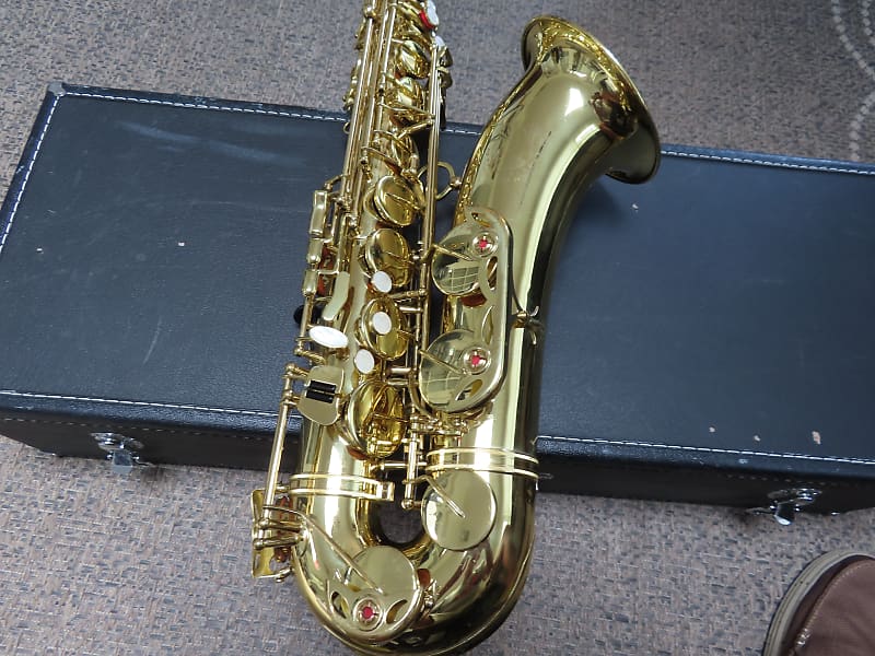 Saxophon Conn International high quality 86M