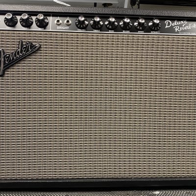 Fender 64 Vibroverb Custom Shop Reissue Combo Amp | Reverb