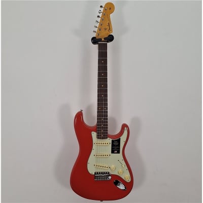 Fender American Vintage II 1961 Stratocaster, Fiesta Red, B-Stock image 2