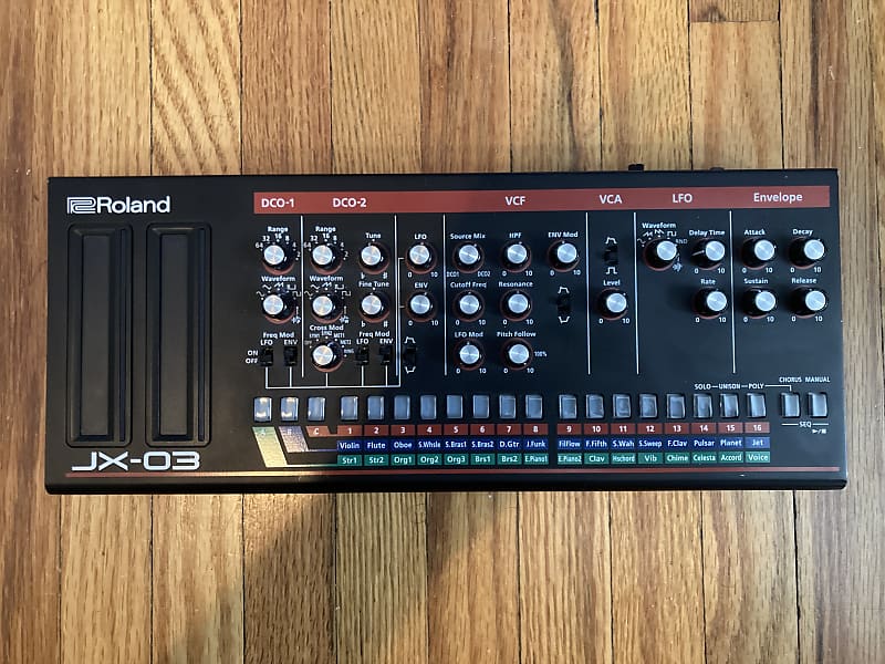 Roland JX-03 Boutique Series Synthesizer Module