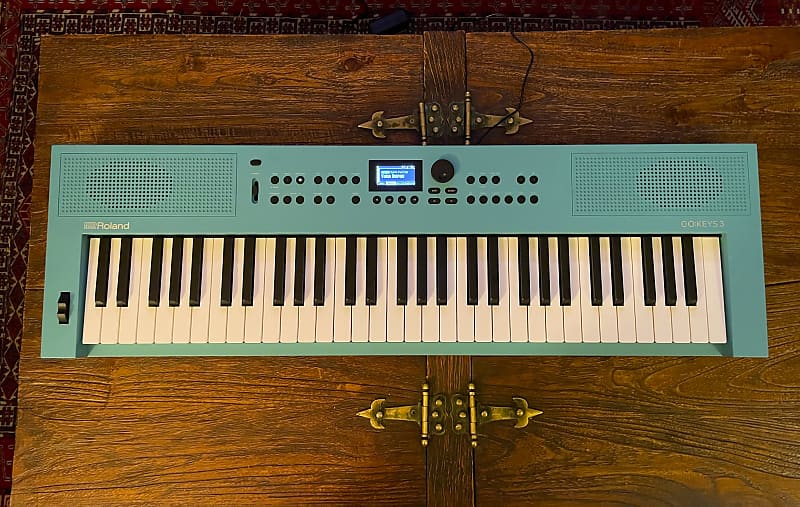 Roland GO:KEYS 3 61-Key Touch-Sensitive Portable Keyboard