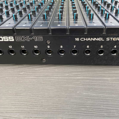 Boss BX-16 16-Channel Stereo Mixer | Reverb